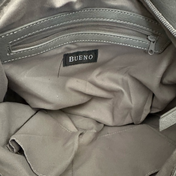 Bueno Goatskin PVC Gray Crossbody Handbag - Adjustable Shoulder Strap EUC - Picture 7 of 7